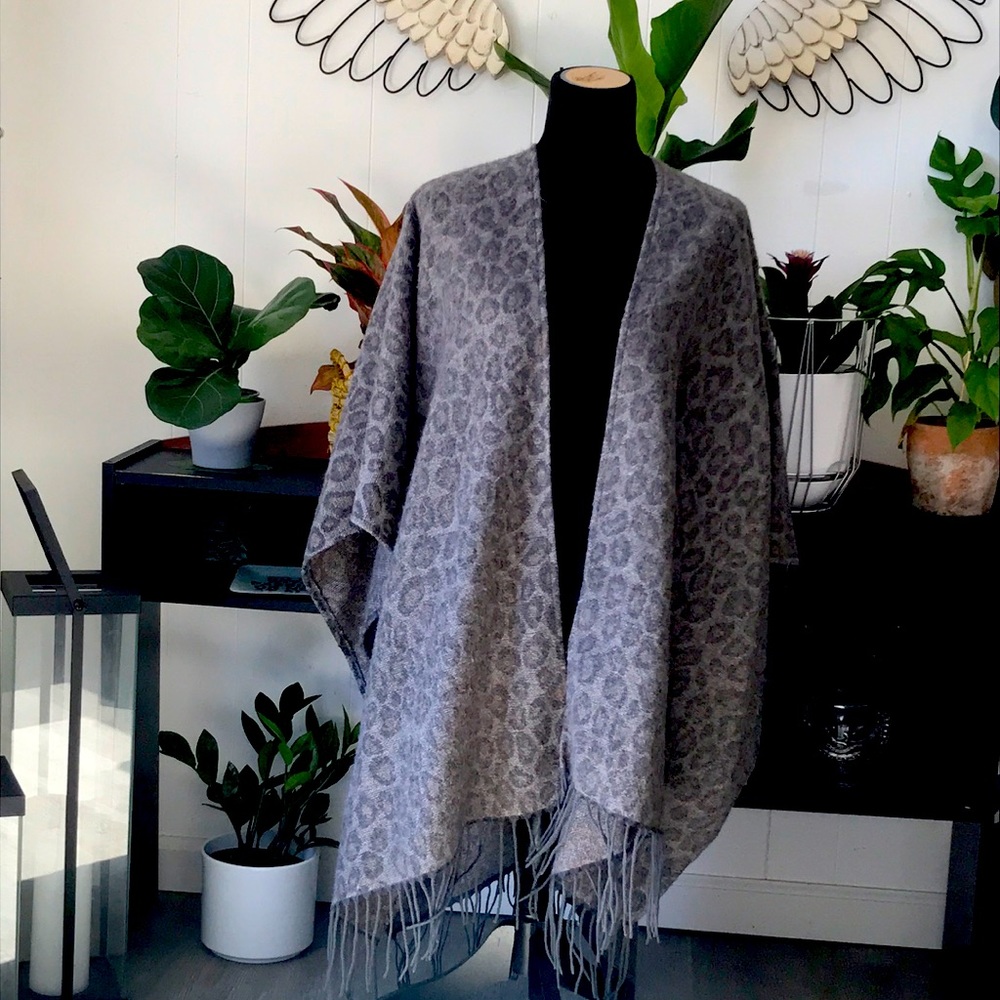 Cute and comfy poncho